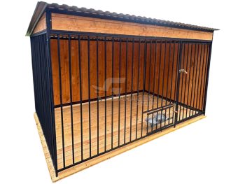 Hundezwinger 3x2m – Windschutz – Drehbare Futternäpfe – Holzboden – Wände mit Holz verkleidet – Dach mit Gefälle nach hinten – ID692