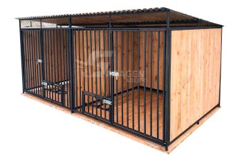 Hundezwinger 4x2m – Holzboden – Drehbare Futternäpfe – Wände aus Holz  GP373